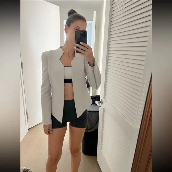 Bettina Liano Grey Structured Blazer Size US 4 - Picture 3 of 9